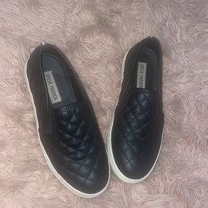 Steve Madden slip on shoes